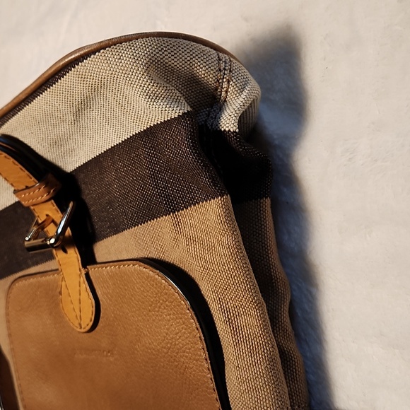 Burberry bag - Picture 8 of 13